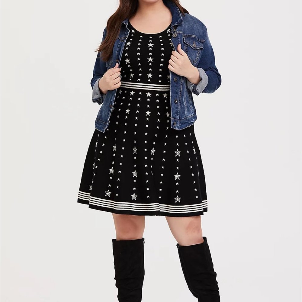 Black & white star sweater-knit skater dress